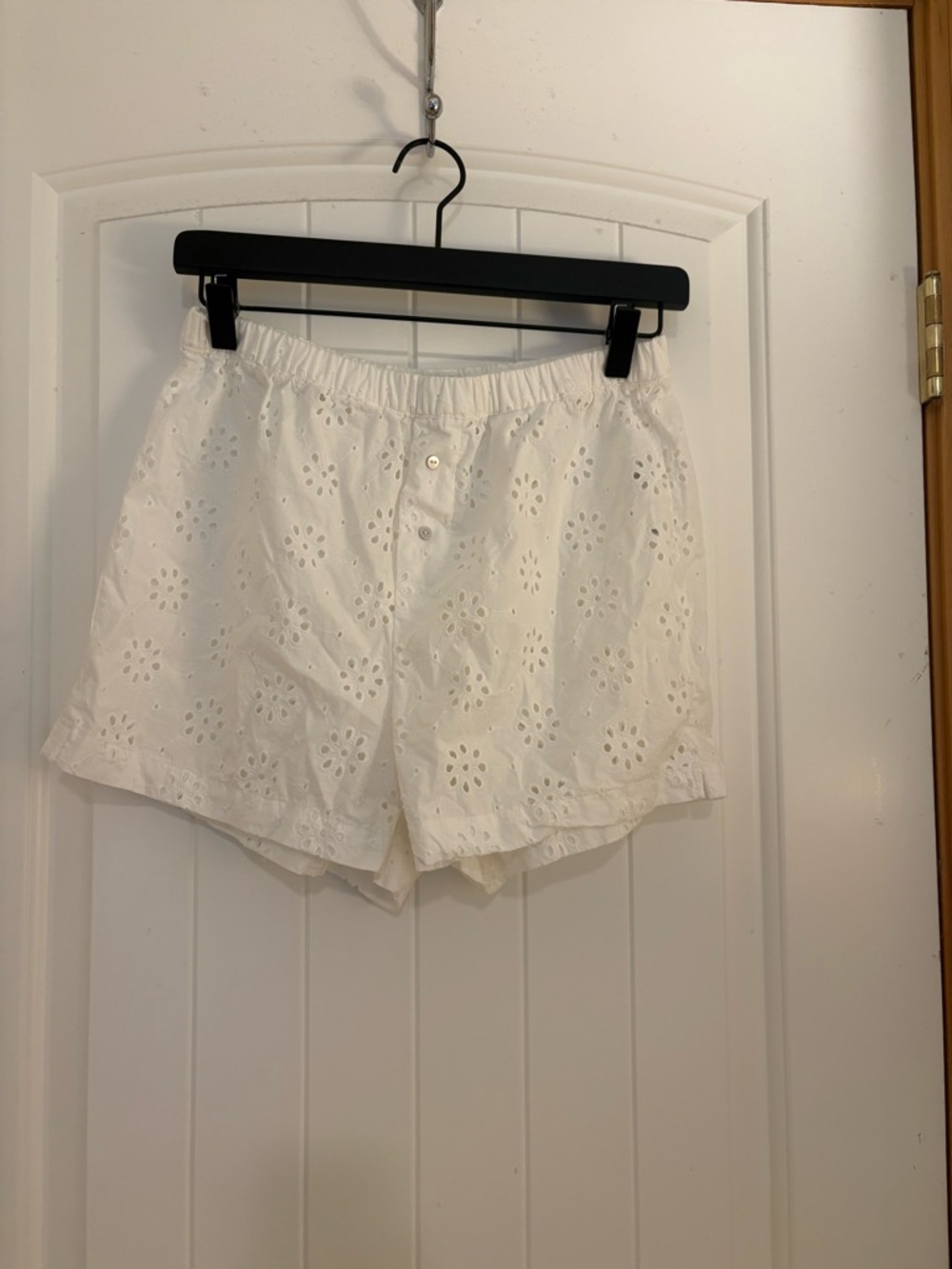 Gap White Eyelet Cotton Women's Shorts